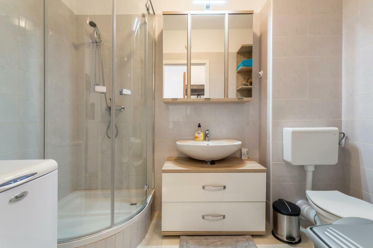 Apartment Luka Сплит Экстерьер фото