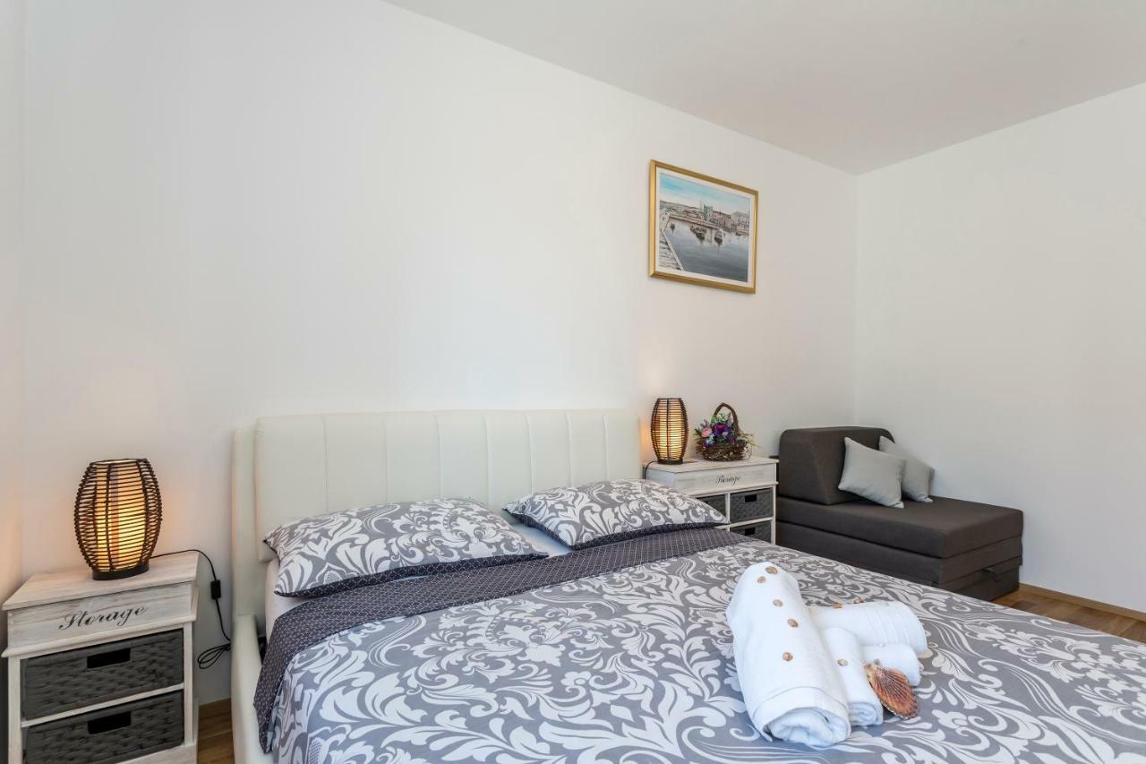Apartment Luka Сплит Экстерьер фото