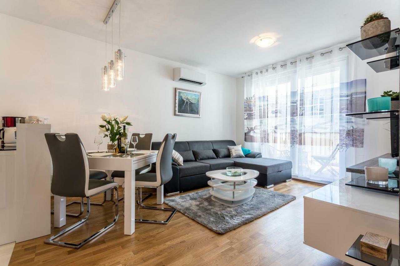 Apartment Luka Сплит Экстерьер фото