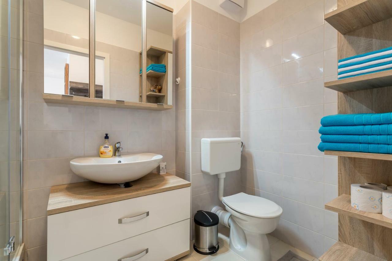Apartment Luka Сплит Экстерьер фото