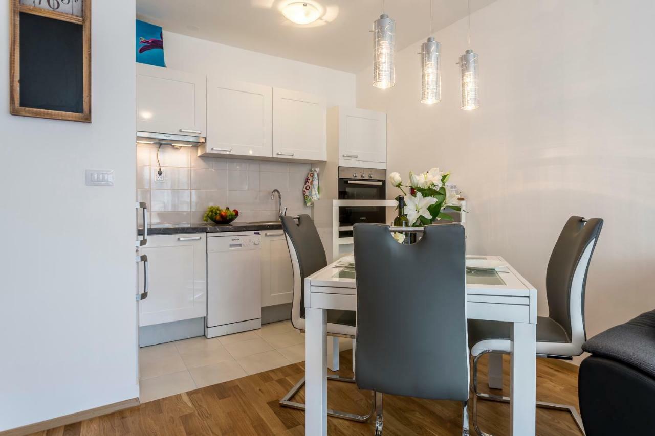 Apartment Luka Сплит Экстерьер фото